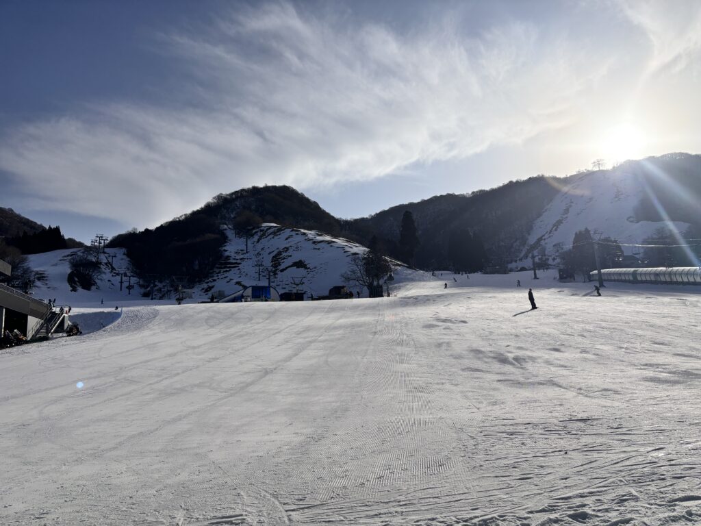 朝イチのゲレンデ