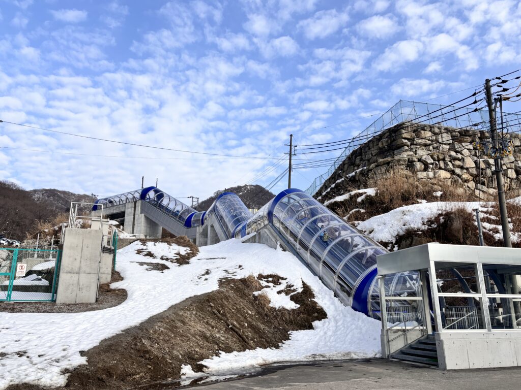 3段エスカレーター