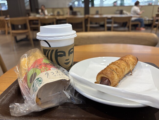 スタバで昼食
