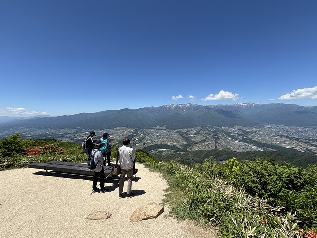 陣馬形山頂上